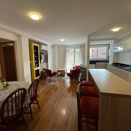 Novo E No Centro De Gramado Apartman Kültér fotó